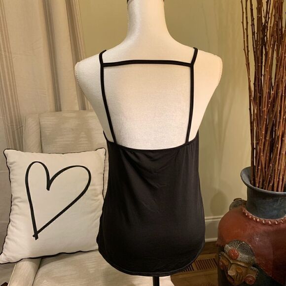 Pretty sleepwear tank 🖤 - Picture 4 of 4